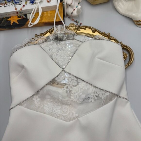 🆕 SELF PORTRAIT 🧿 NWOT White Crepe Halterneck Mini Dress, Sz UK 8 / US 4 - Picture 12 of 16